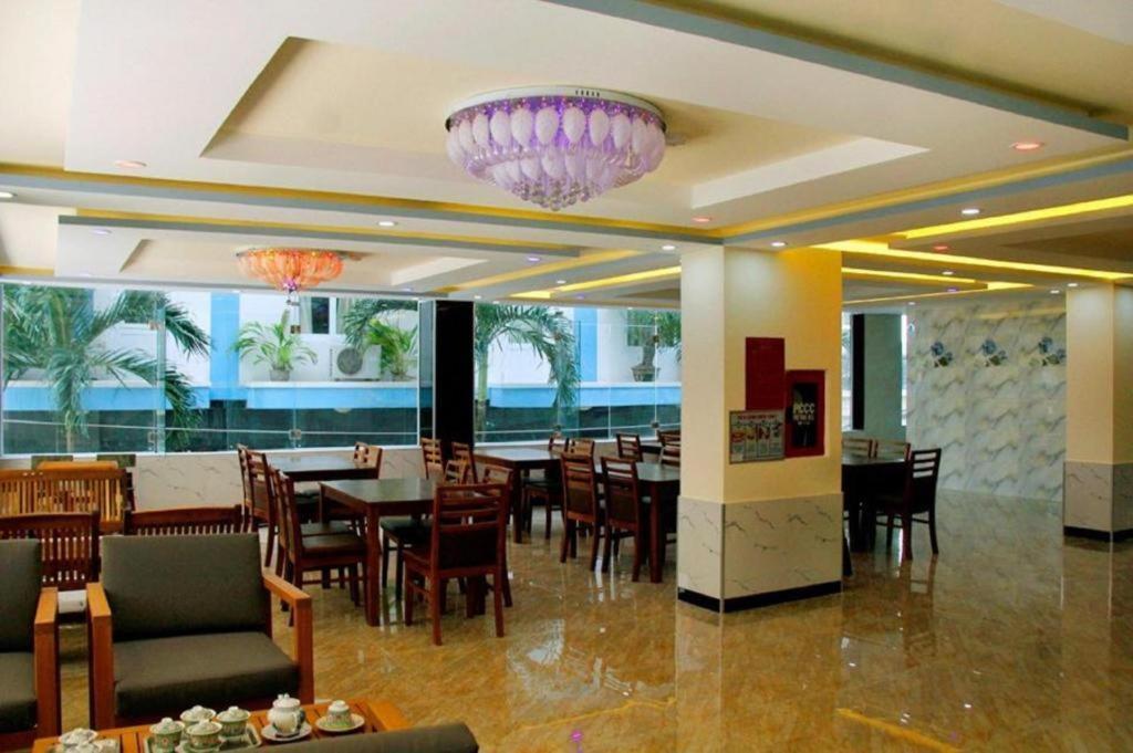 Yen Vy 04 Luxury Hotel Quy Nhơn Exterior foto